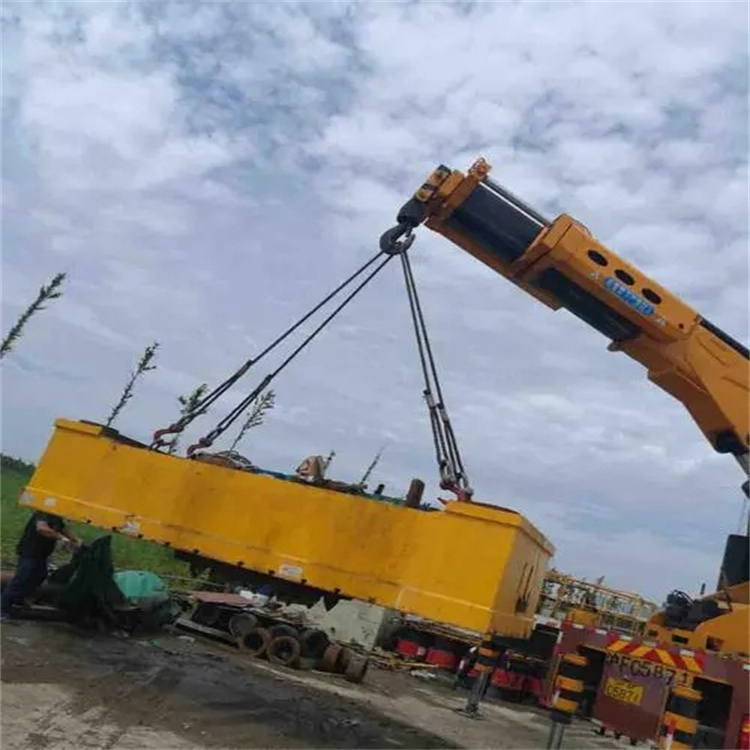 中牟随车吊吊集装箱怎么吊